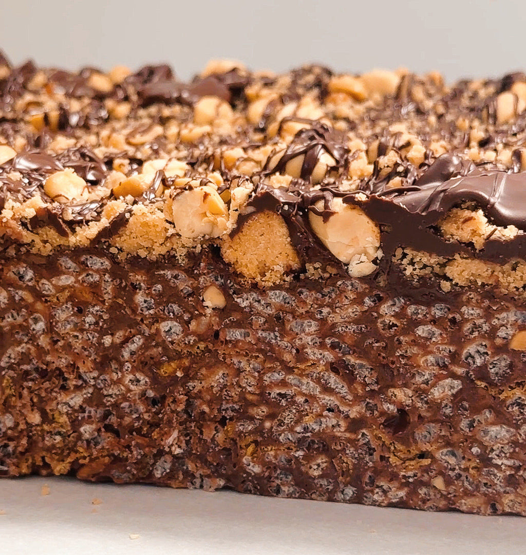 Bakery Style FAT Double Chocolate Peanut Butter Krispies &nbsp;w/ Sugared Peanut Butter Cookie Crumble + Chocolate Ganache • Taste like a Wunderbar