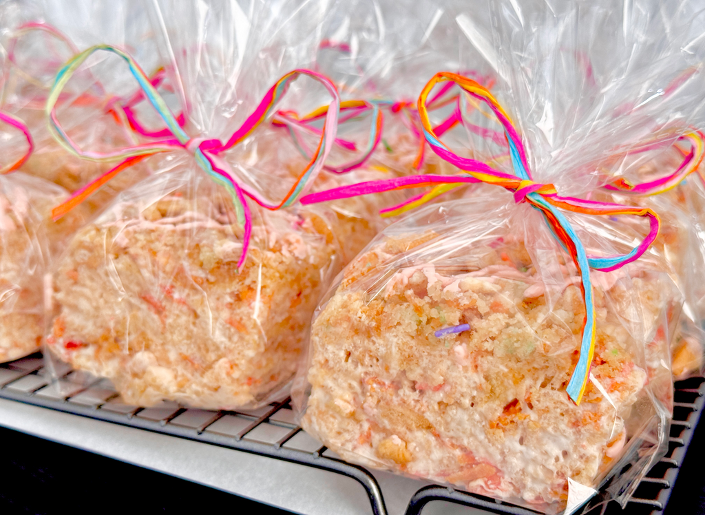 Bakery Style FAT Strawberry Milkshake Krispies w/ Funtetti Cake-Pop Crumble + Golden Oreos + Buttercream Drizzle