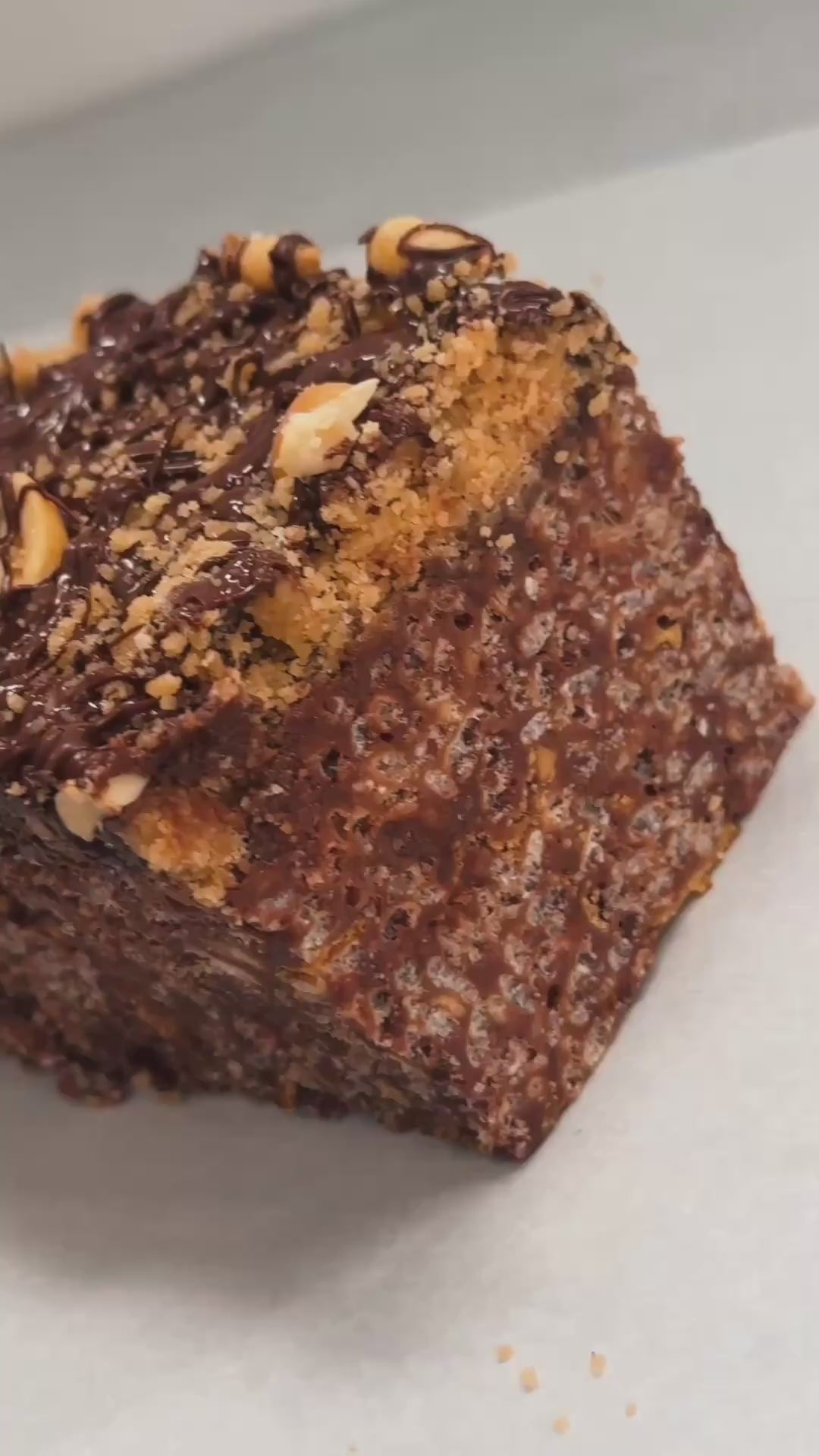 Bakery Style FAT Double Chocolate Peanut Butter Krispies &nbsp;w/ Sugared Peanut Butter Cookie Crumble + Chocolate Ganache • Taste like a Wunderbar